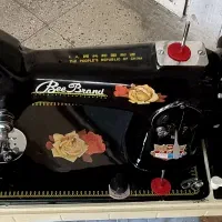 چرخ خیاطی مدل بی برند دو گل