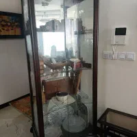 ویترین شیشه‌ای