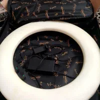 رینگ لایت با پایه