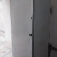 فریزر ایستاده سالم تضمینی سرما بالا