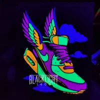 تابلو بلکلایت با طرح بوتیک کتونی فروشی Blacklight|تابلو، نقاشی، عکس|تهران, دریاننو|دیوار