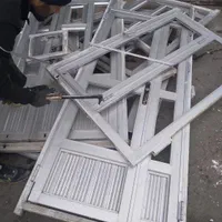 خرید درب پنجره های آلومیینومی و آهنی حاصل از تخریب