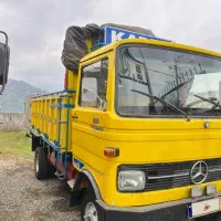 ماشین ۸۰۰در حد قناری زرد