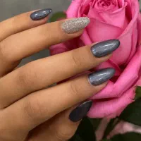 کاشت و ترمیم ناخن
