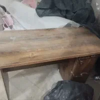 میز تحریر|میز تحریر و کامپیوتر|مبارکه, |دیوار