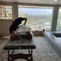 ماساژ در منزل( home visit)