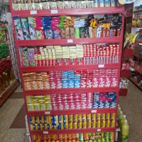 همکار داخل سالن
