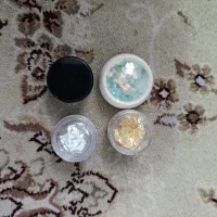 لوازم کاشت ناخن|آرایشگاه و سالن‌های زیبایی|یزد, |دیوار