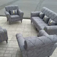 مبل راحتی با رنگ‌های متنوع ()/ قربانی