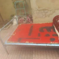 تخت محکم