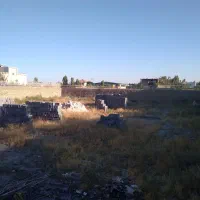 فروش ۱۱۰۰متر زمین دور دیوار