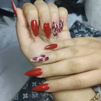 تمامی خدمات ناخن