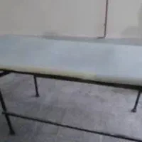 تخت آرایشگاهی