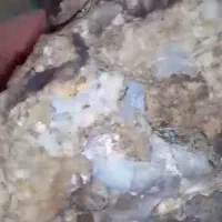 فروش  یک قطعه سنگ عقیق تراش نخورده  زیبا|کلکسیون اشیاء عتیقه|واجارگاه, |دیوار