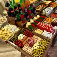 سینی مزه و فینگر فود و دسر