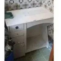 میز چرخ خیاطی