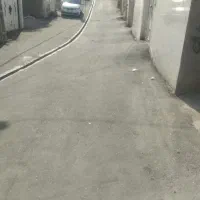 زمین چسب دیوار