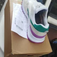 کتانی نو راحت و نرم|کیف، کفش، کمربند|رشت, کوی مهر|دیوار