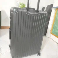 چمدان|کیف، کفش، کمربند|رشت, رودباری|دیوار