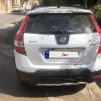 H30 Cross 1396 اتومات سفید بدون رنگ|خودرو سواری و وانت|تهران, ارامنه|دیوار