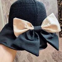 کلاه ساحلی کاملا نو  ۲۰۰ ت زیر قیمت