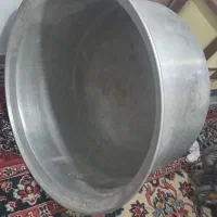 دیگ بزرگ با ۱۲ کیلو گرم وزن|ظروف پخت‌وپز|پاکدشت, حصار امیر|دیوار