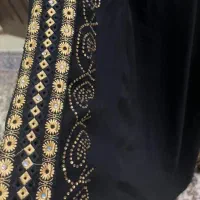شنل یا چادر لبنانی|لباس|پرند, فاز ۵|دیوار