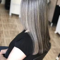 خدمات زیبایی بانوان|خدمات آرایشگری و زیبایی|بندر انزلی, معلم|دیوار