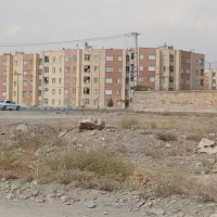 زمین-115-متری-بصورت-چهار-دیواری-شهرک