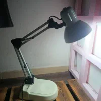 چراغ مطالعه