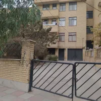 1 از 3 قدرالسهم دار (آینده ای بی نظیـر)