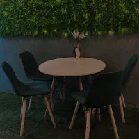 میز و صندلی