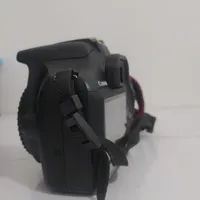 دوربین canon2000d|دوربین عکاسی و فیلم‌برداری|بیرجند, |دیوار
