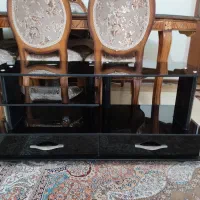 میز تلویزیون شیشه ای