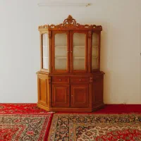 بوفه چوبی کلاسیک ،قدیمی و جادار