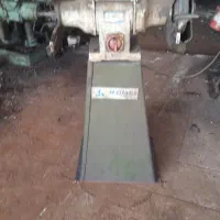 سنگ پایه دار محک