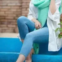 مدل خانم برای لباس زنونه
