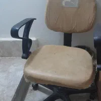 صندلی ارایشگاه فوری