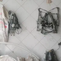 شیشه بالابر