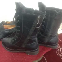 پنج جفت کفش +دو جفت پوت زنانه و یک جفت مردانه|کیف، کفش، کمربند|سنقر, |دیوار