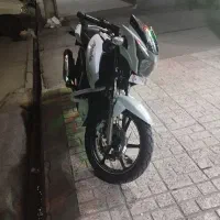 آپاچی 180