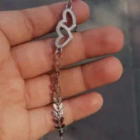 دستبند از مکه و گیره های سر خارجی