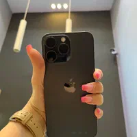 ایفون ۱۵پرومکس ۲۰۰بار شارژ شده تمیز