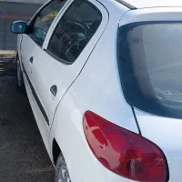 پژو ۲۰۶ سفید تیپ ۲|خودرو سواری و وانت|قم, زنبیل آباد|دیوار