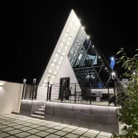 سوئیسی لوکس استخردار گل مریم دهکده ساحلی