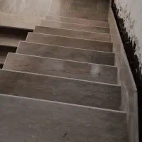 نیازمند نیروی وارد بکار برای سنگ کاری وکاشیکاری