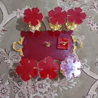 سینی و۶تاشکلاتی ویک جاسیکار فقط 2500000|مجسمه، تندیس، ماکت|پارس‌آباد, |دیوار