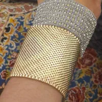 یه تیکه طلا گم شده بین پل و چهار راه پنپ بزنین