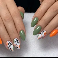 کاشت و ترمیم بدون سوهانکشی و طراحی حرفه ای ناخن