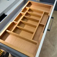 نظم دهنده کشو و جاقاشقی|آبچکان و نظمدهنده ظروف|تهران, جوانمردان (اندیشه)|دیوار